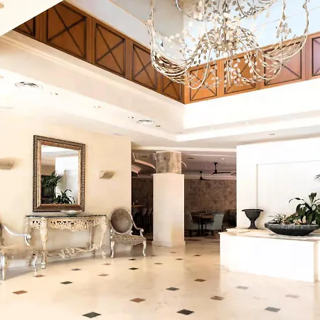 Beachfront Penthouse & & Pools & Gym - Ehhouse *